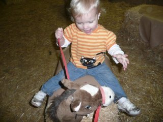 Ride 'em, LiliBee!